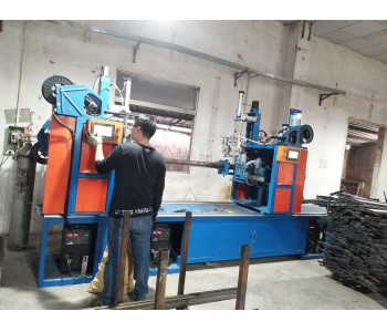 全自動智能焊接機(jī)